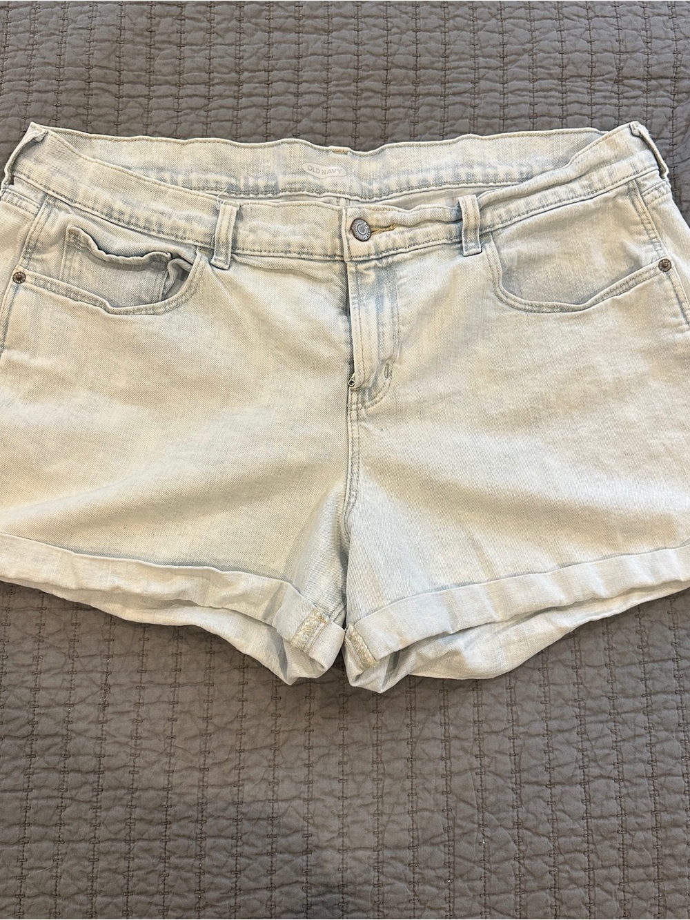 Old Navy Light Blue Boyfriend Fit Denim Shorts Size 14